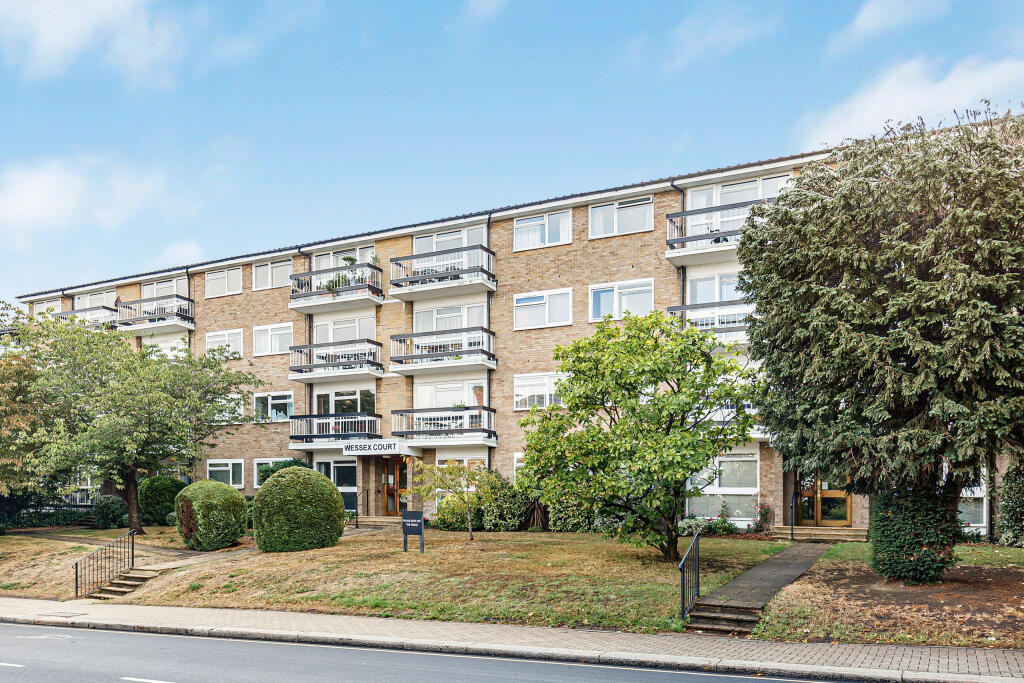 Main image of property: Wessex Court, Putney Hill, London SW15 6BG