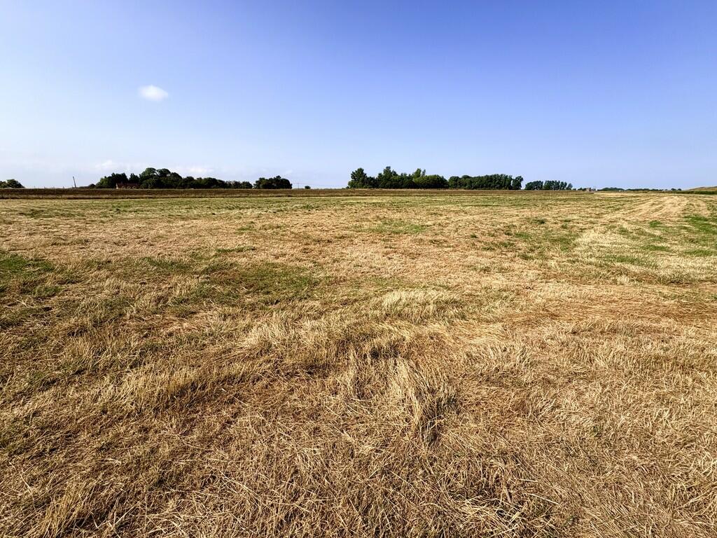Land off Cloot Drove, Crowland, Peterborough photo 5