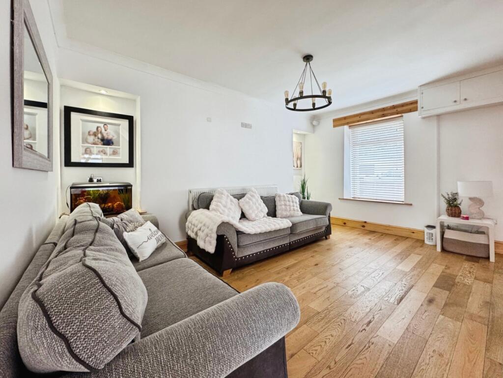 House in Llanelli - View 5