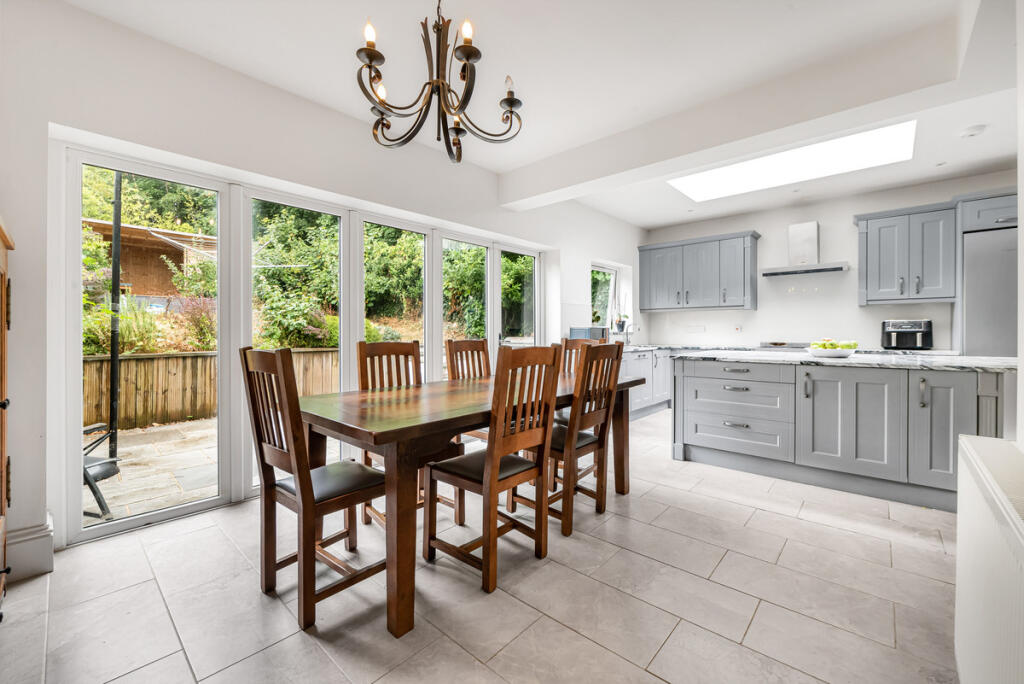 House in London - View 4
