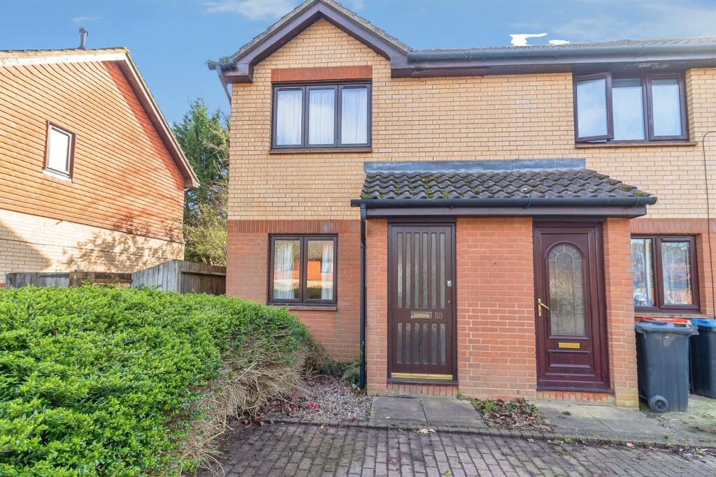 Main image of property: Pettingrew Close, Walnut Tree, Milton Keynes