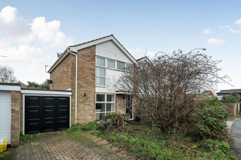 Main image of property: Sidlesham Close, Hayling Island, PO11