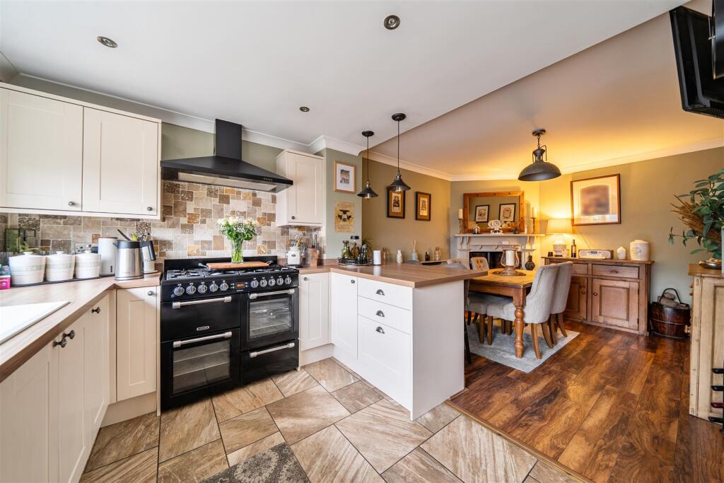 House in Fareham, Hampshire - View 2