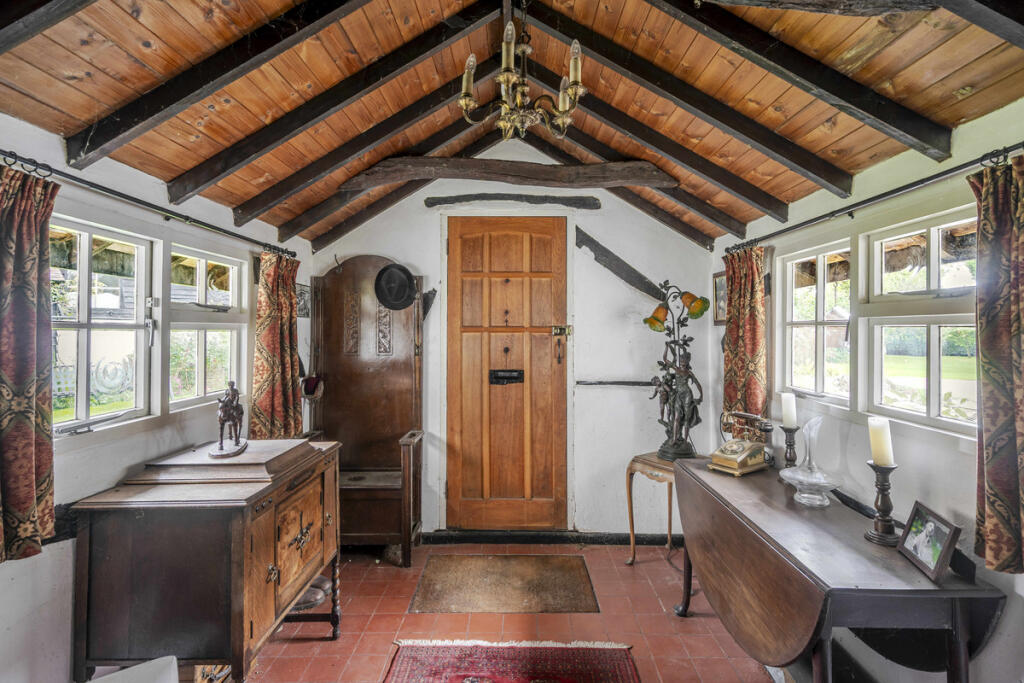 Additional image 20 of Pottersheath Road, Welwyn, AL6