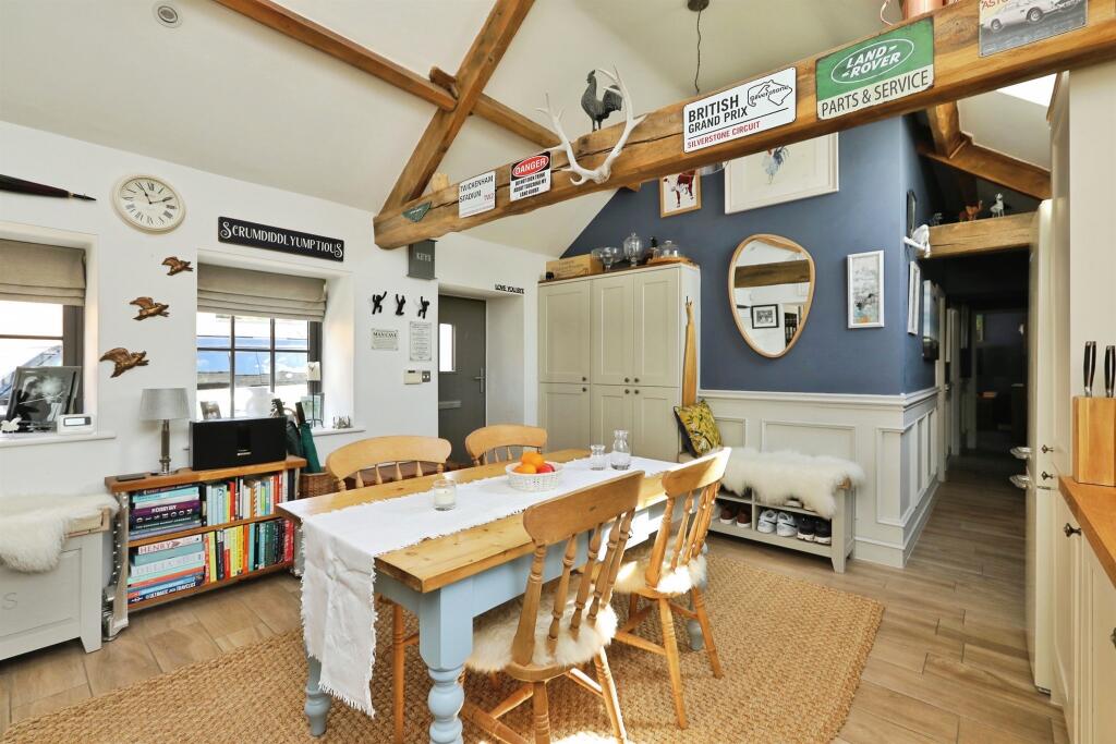 House in Bolsover, Hodthorpe and Belph - View 5