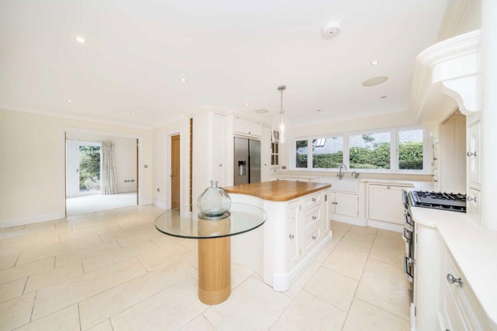 House in London - View 3