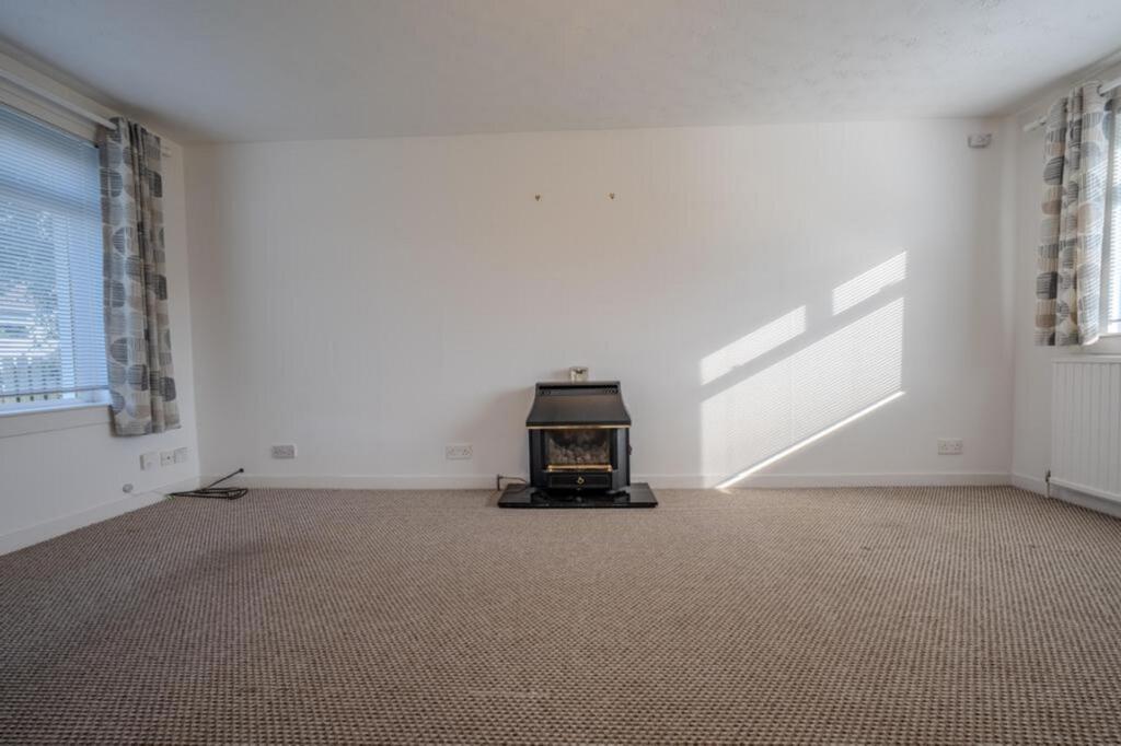 Loganswell Road, Thornliebank, G46 photo 4
