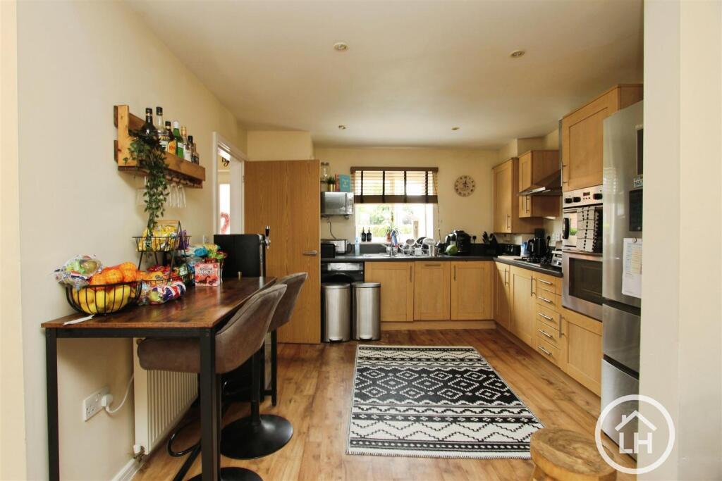 Barnfields Court, Sittingbourne photo 3