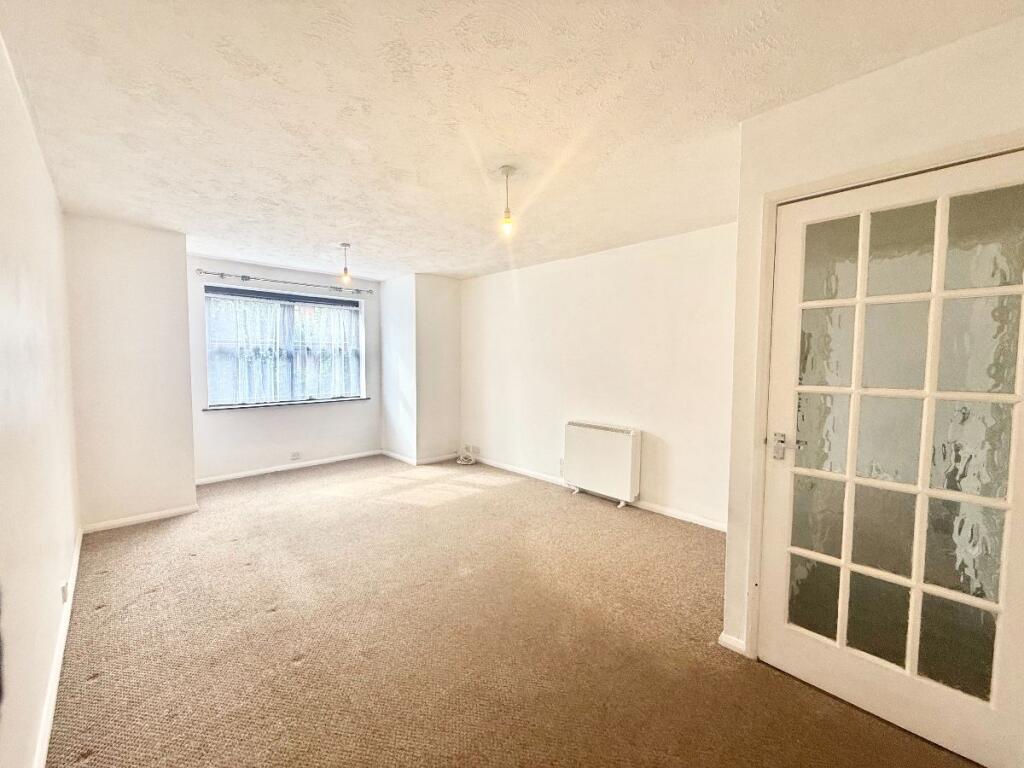 The Ashleighs, Sanders Road, Canvey Island photo 3