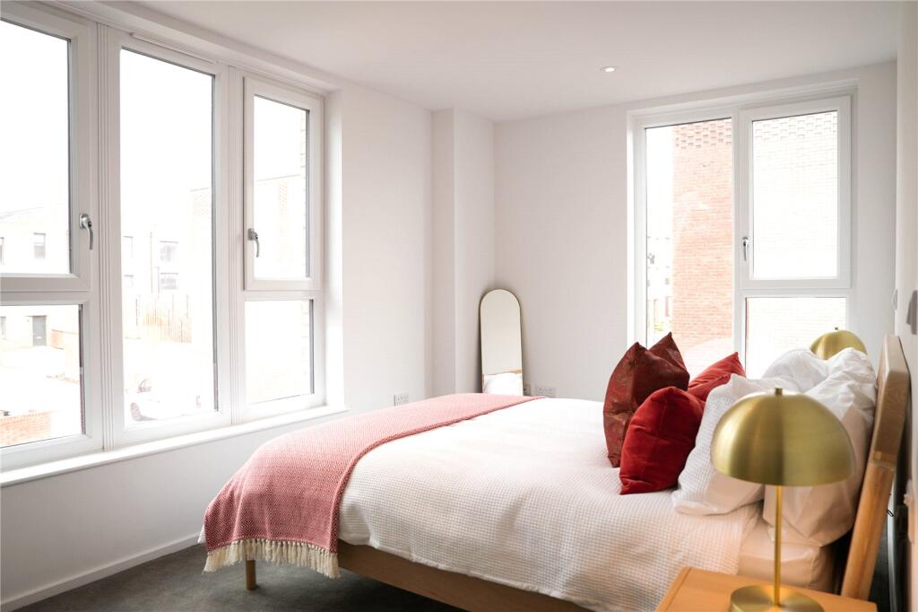 Apartment in Bristol - View 5