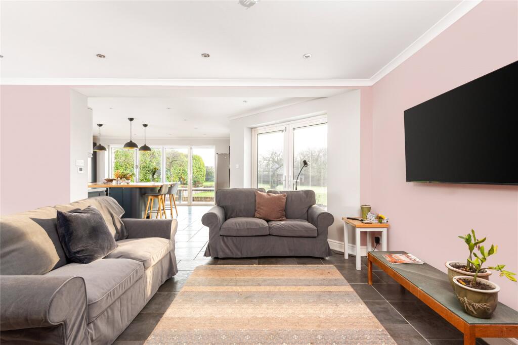 Wilden Road, Renhold, Bedfordshire, MK41 photo 4