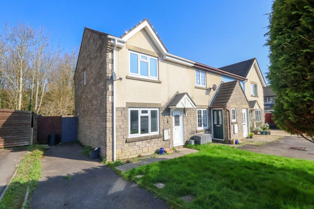 Main image of property: Heol Y Fro, LLANTWIT MAJOR, CF61