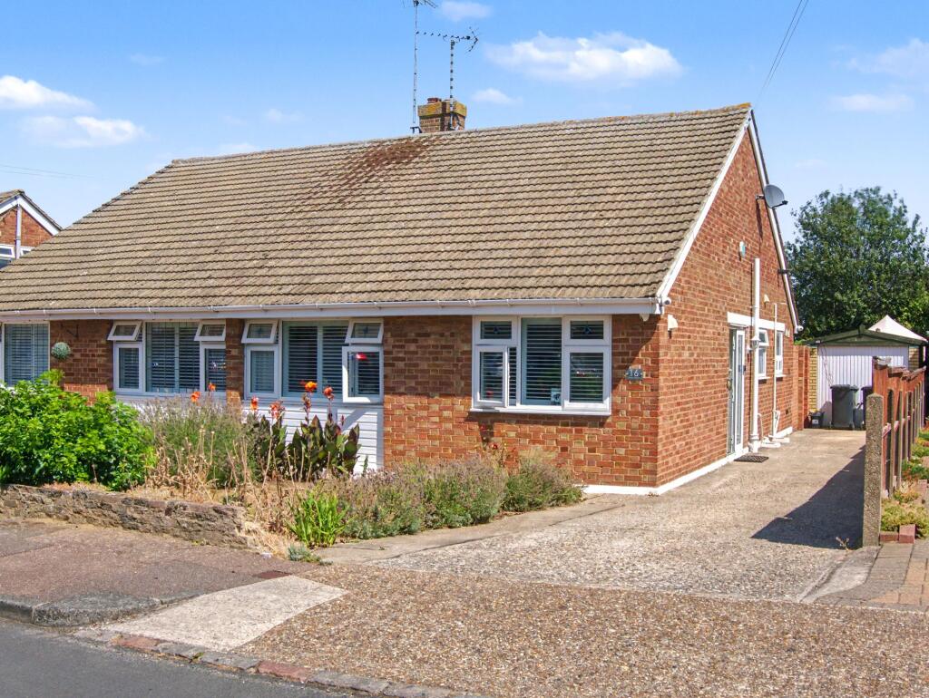 Main image of property: Dawlish Crescent, Rayleigh, SS6