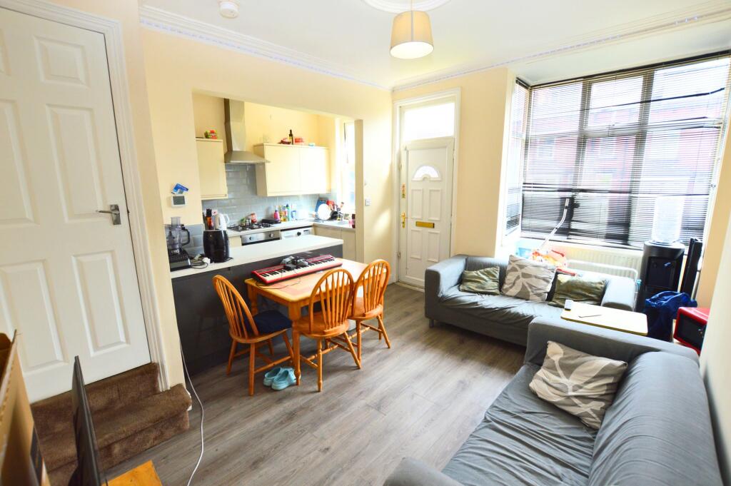 Main image of property: Beechwood Mount, Leeds, LS4