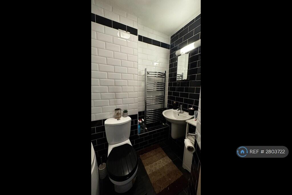 1 bedroom flat share for rent