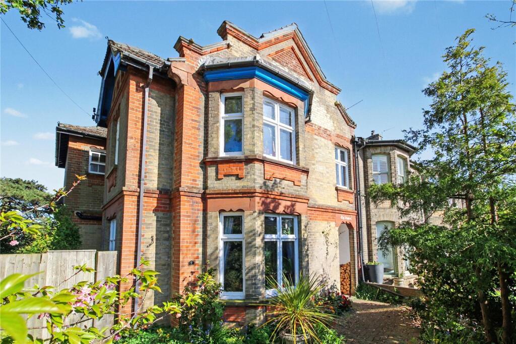 Main image of property: London Road, Beccles, Suffolk, NR34