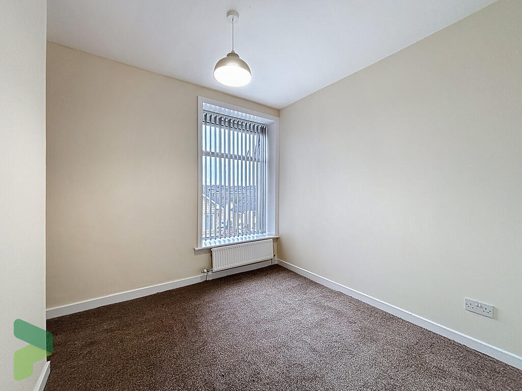 Apartment in Darwen, Blackburn with Darwen - View 4
