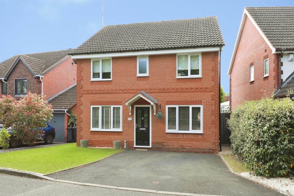 Main image of property: Mickleton Drive, Hatton Park, WARWICK