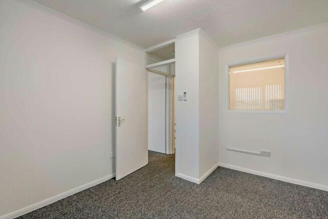 bowthorpe-park-industrial-estate_unit-unit-11-franc (11).jpg