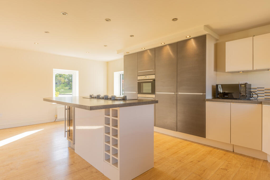 House in Newport, Pentre-Poeth, Graig - View 4