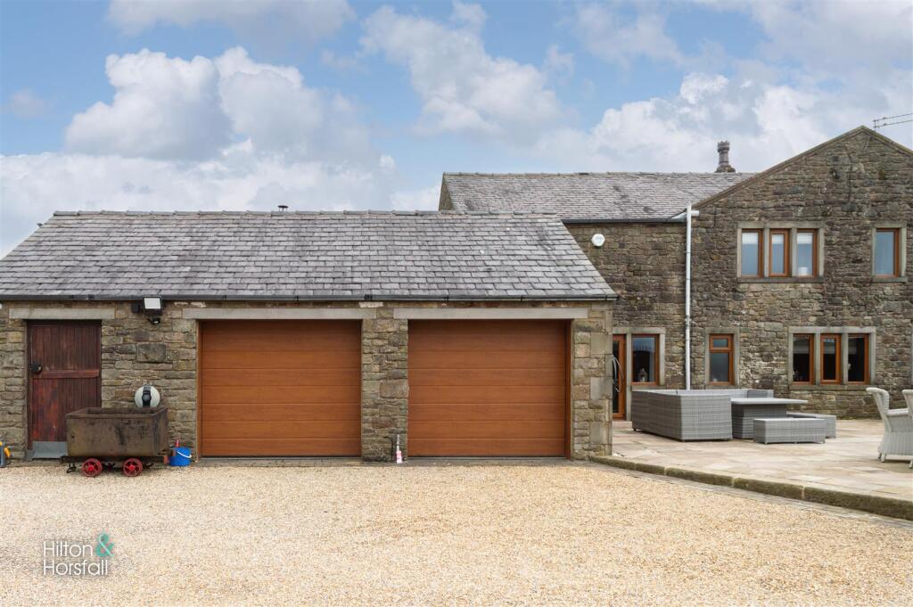 Additional image 33 of Blue Slate Barn, Smithy Lane, Colne