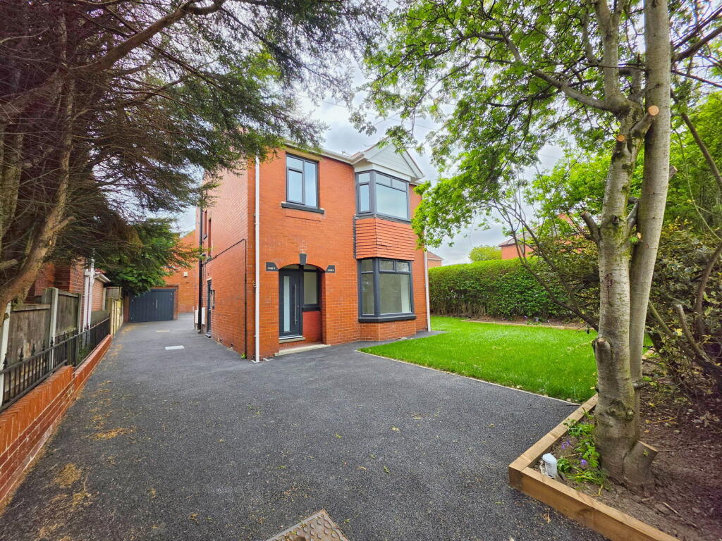 Main image of property: Saltersbrook Road, Darfield, Barnsley, S73 9AP