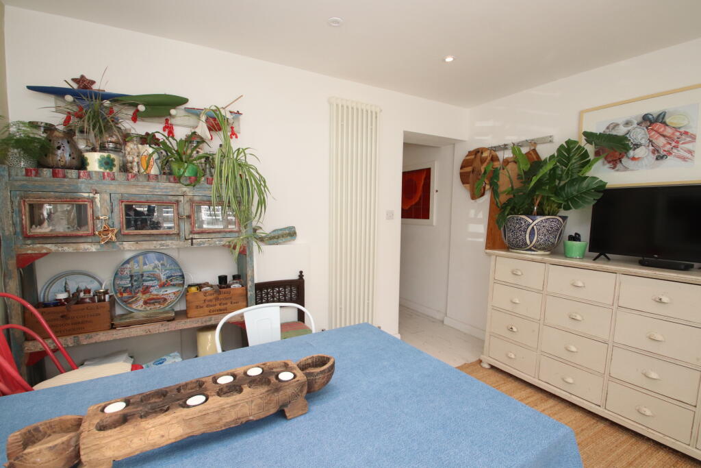 Ferry Road, Southsea photo 4
