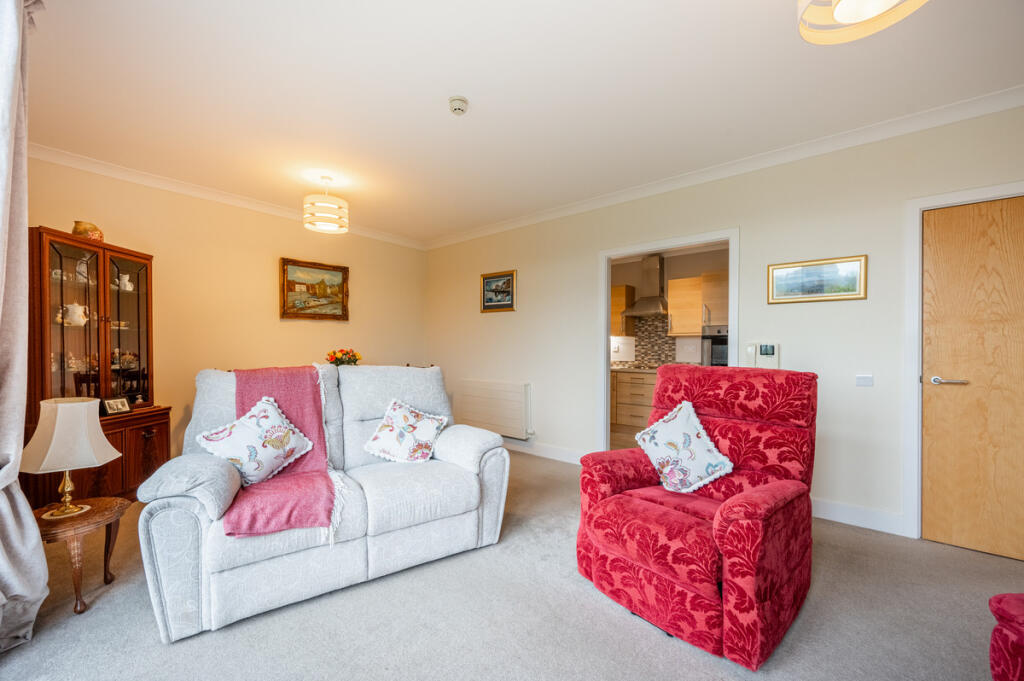 Apartment in Lesmahagow, South Lanarkshire - More