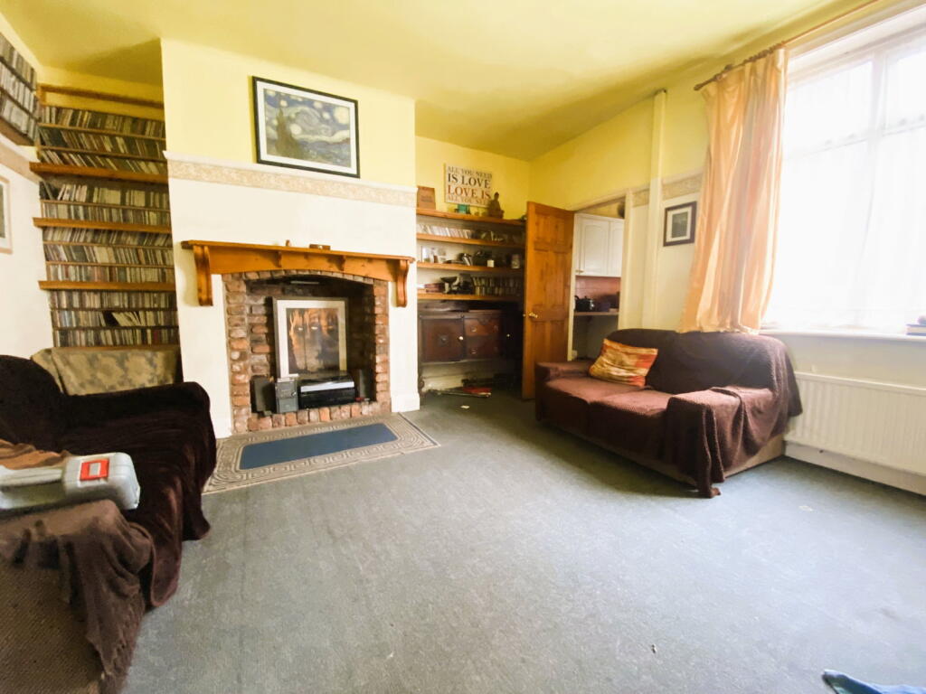 10 Green Lane, Garden Suburb, Oldham OL8 3AY photo 4