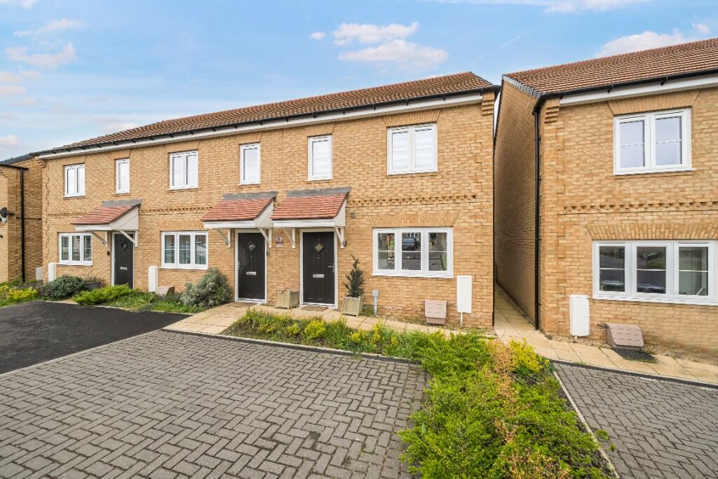 Main image of property: Deoni Drive, Milton Keynes, Buckinghamshire, MK8