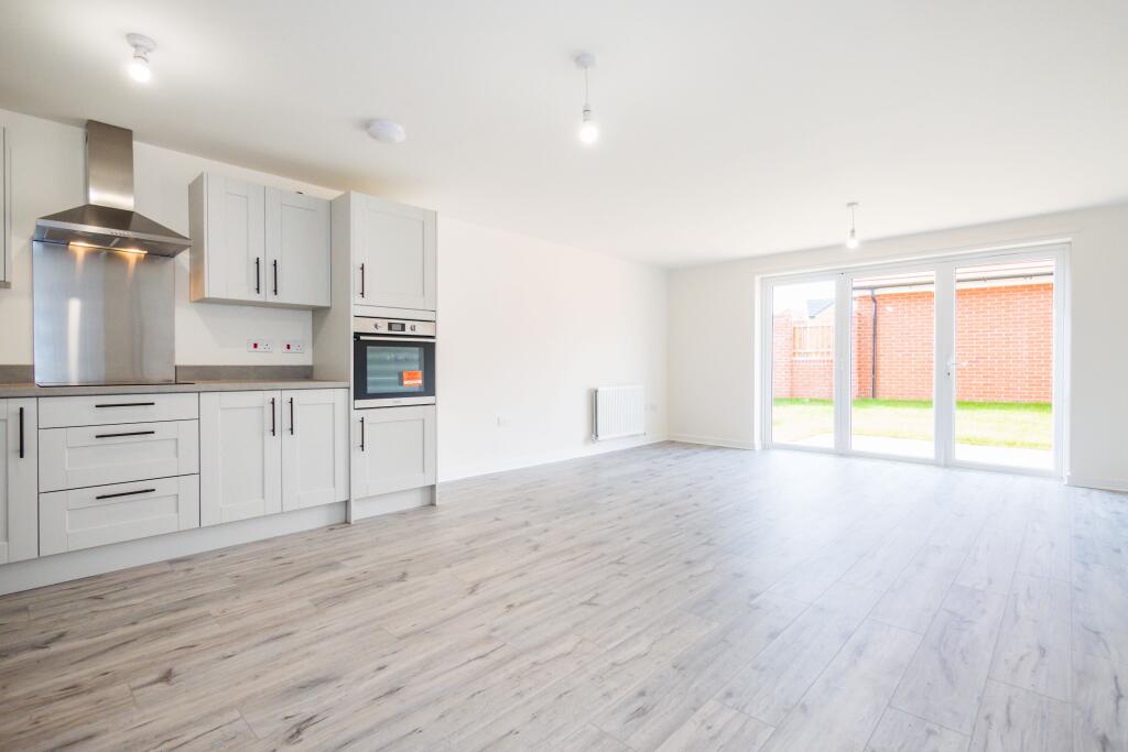 House in North Tyneside, North East - More