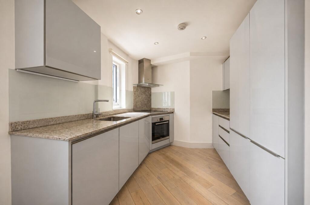Apartment in London - View 4