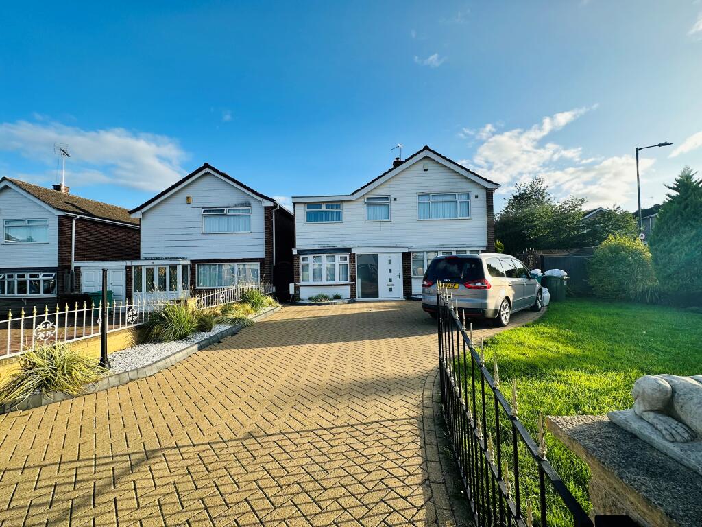 Main image of property: Woodbank Drive, Nottingham, NG8 2QU