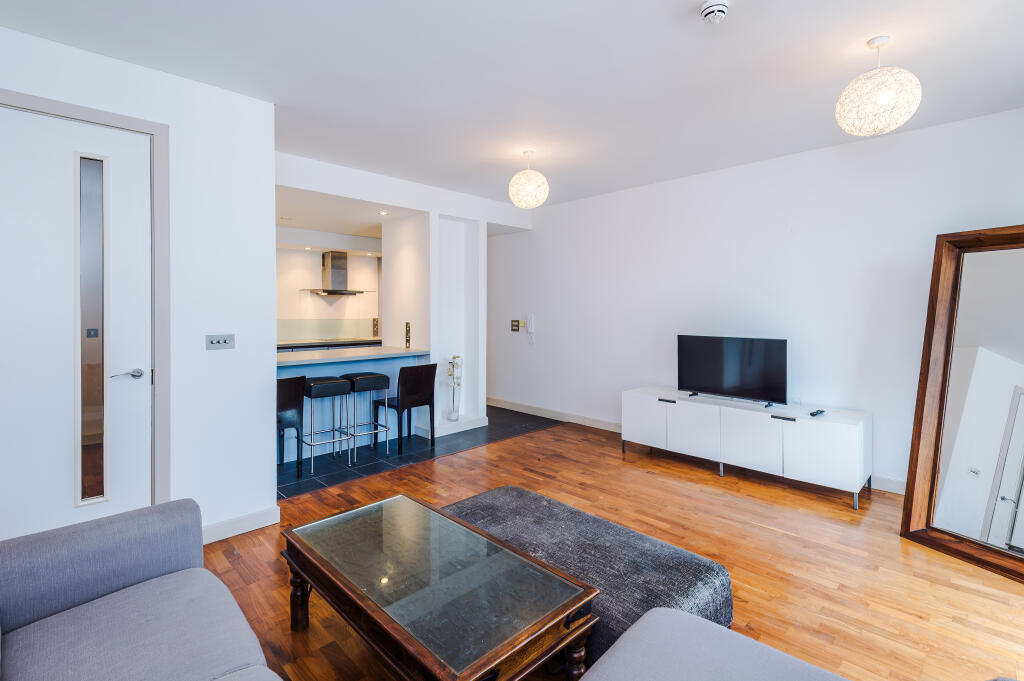 Apartment in Manchester - View 4