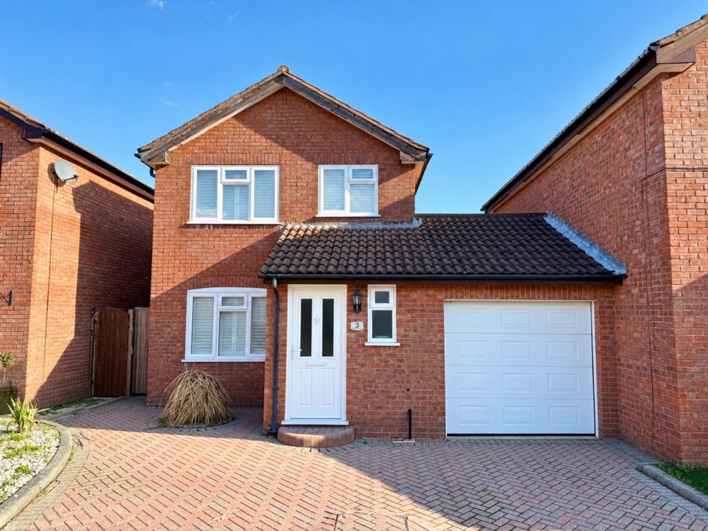 3-bed detached on Auster Close, Mudeford, £475,000