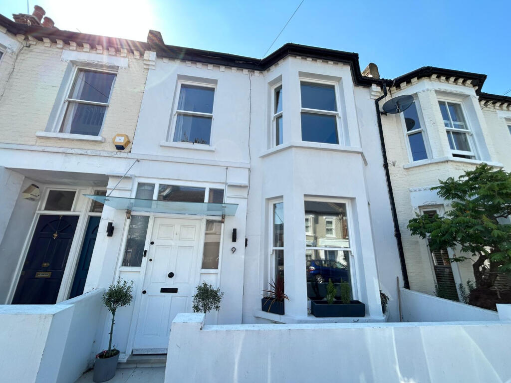 Main image of property: Fulham, London, SW6