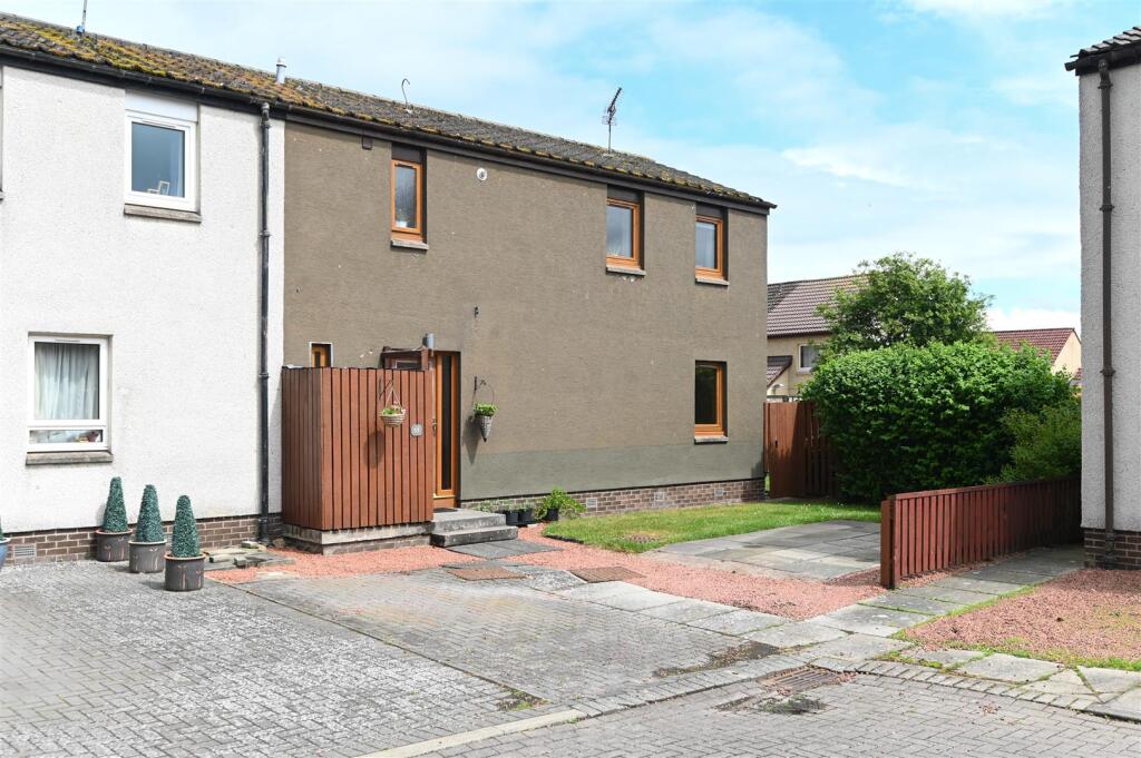 Main image of property: 53 Sydenham Court, Kelso