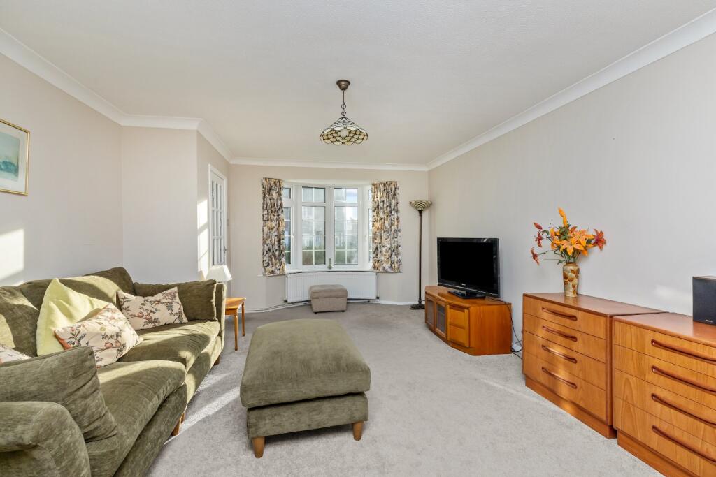 Springett Avenue, Ringmer, Lewes, East Sussex, BN8 photo 3