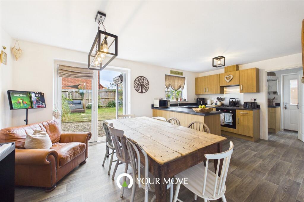 House in Lowestoft, Oulton - View 4