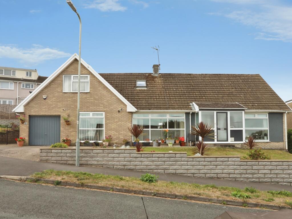 House in Llantrisant