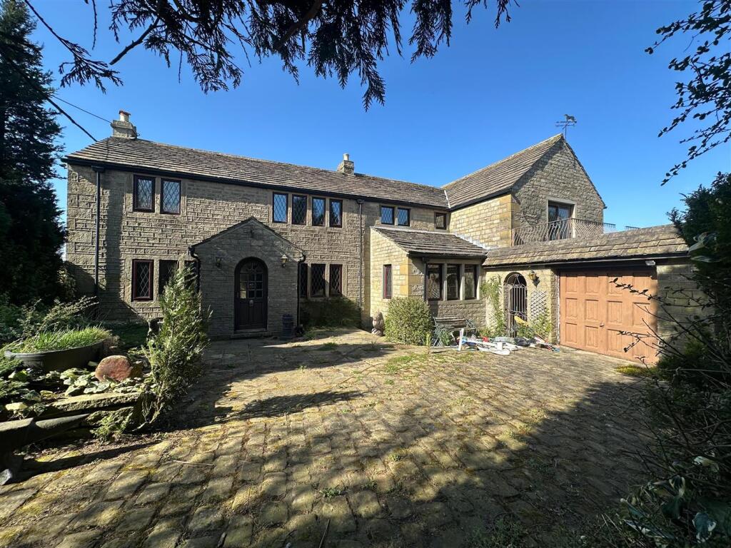 House in Huddersfield, Biggin, Thurstonland