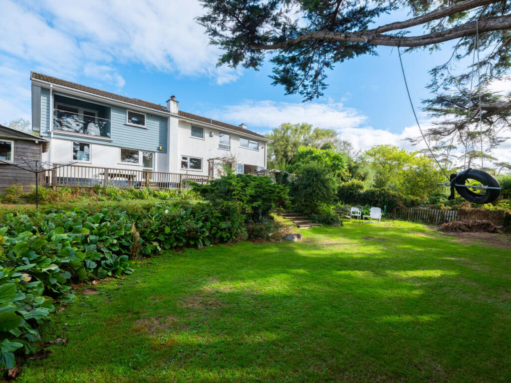 House in Plymouth - View 4