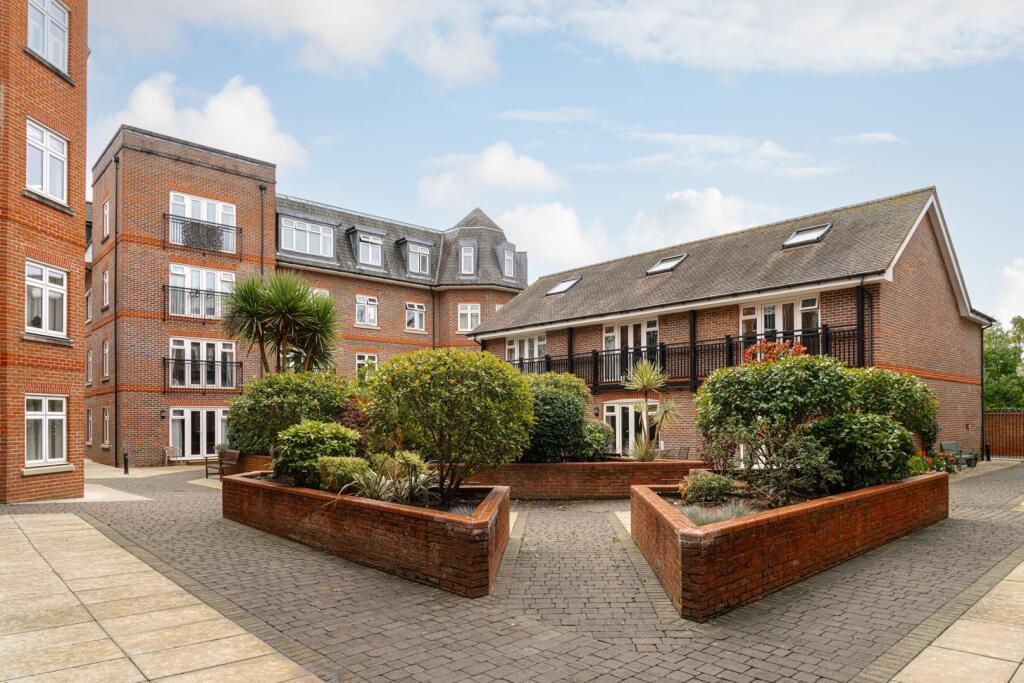 Main image of property: Leret Way, Leatherhead