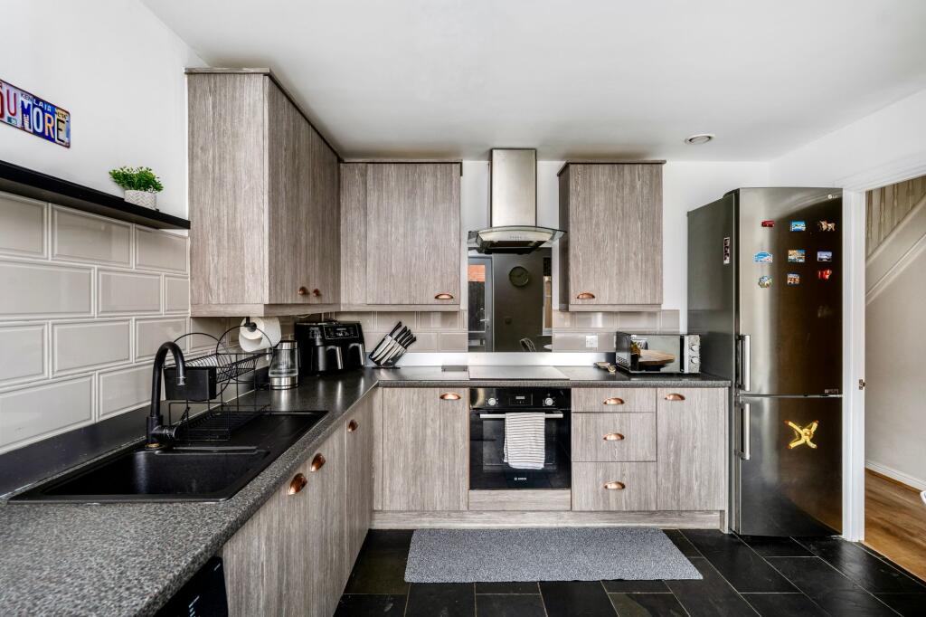 House in Pontarddulais - View 3
