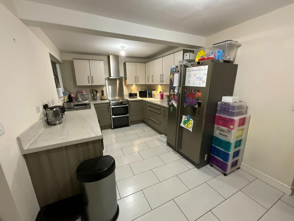 Additional image 19 of HALESOWEN, Abberley Close