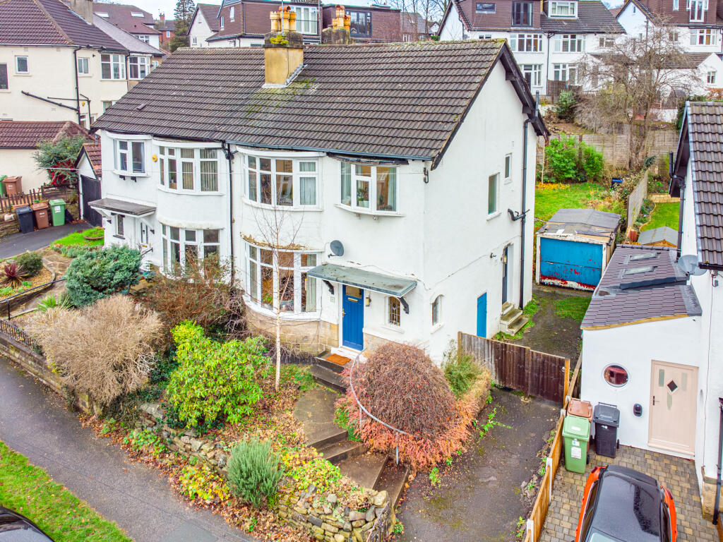 Main image of property: Gledhow Park Road, Chapel Allerton, LS7