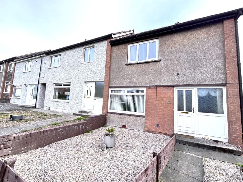 Main image of property: 30 Arthur Place, Cowdenbeath
