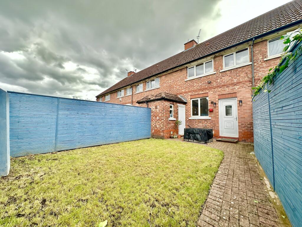 Princess Street, Altrincham, Trafford – další