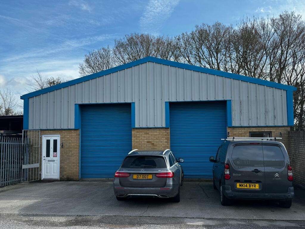 Main image of property: Unit 9, Babylon View Oxford Road, Pen Mill Trading Estate, Yeovil, BA21 5HR