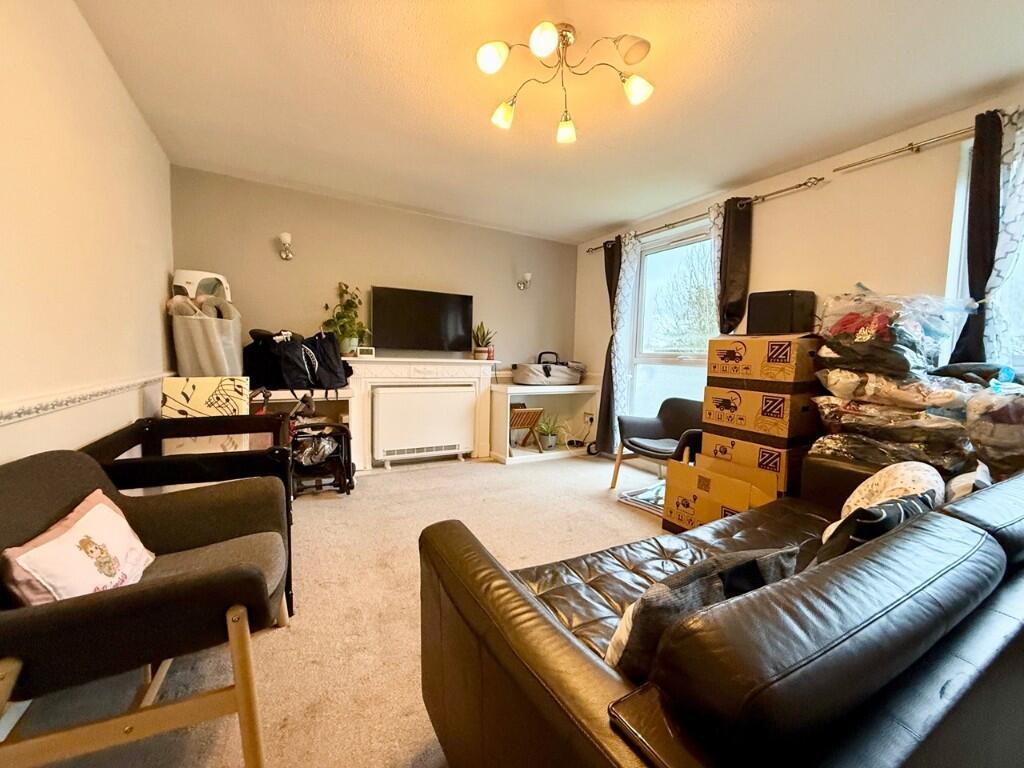 Main image of property: Avington Grove, London, SE20